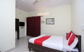 Hotel O Lime Wood
